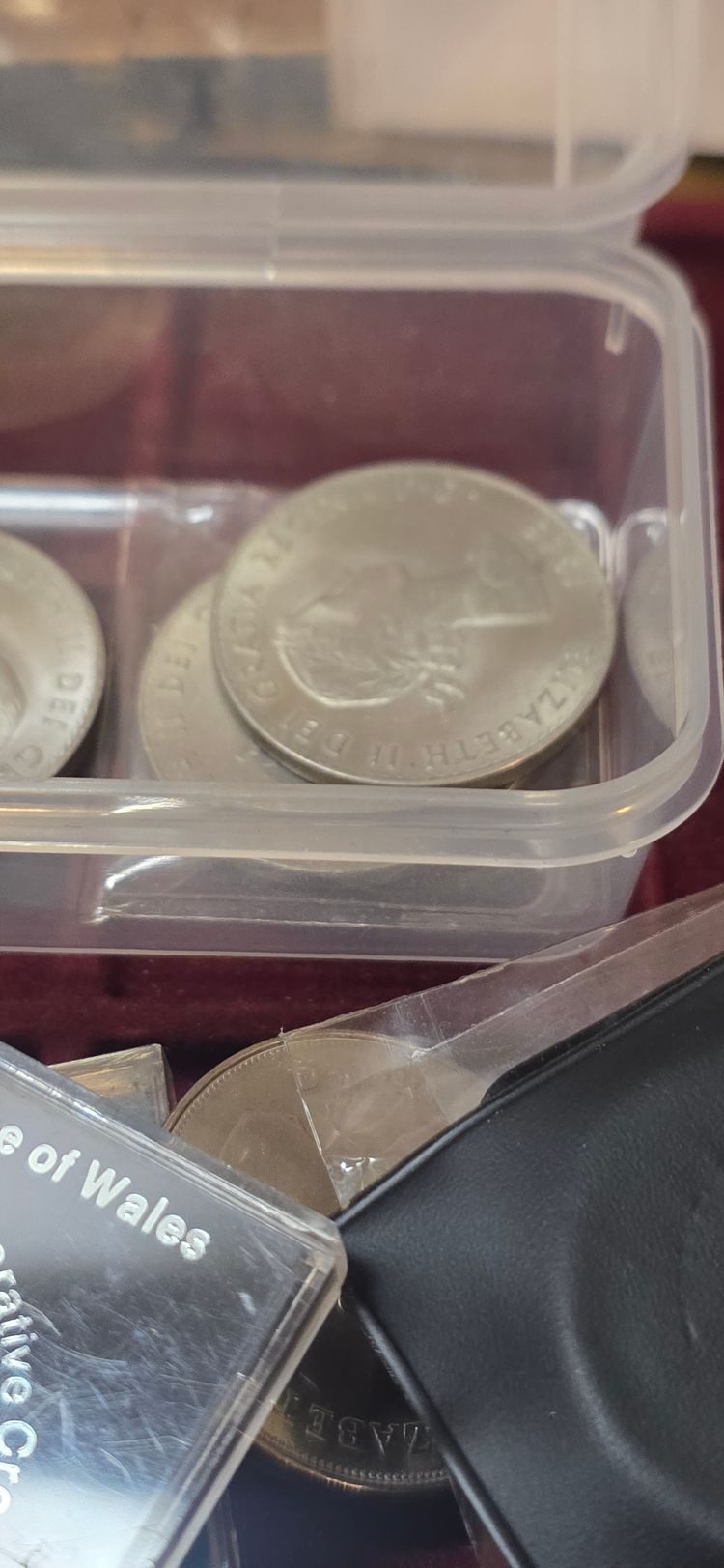 £2.50 Each x3 £5. Commemorative Coins Collection imagen 7