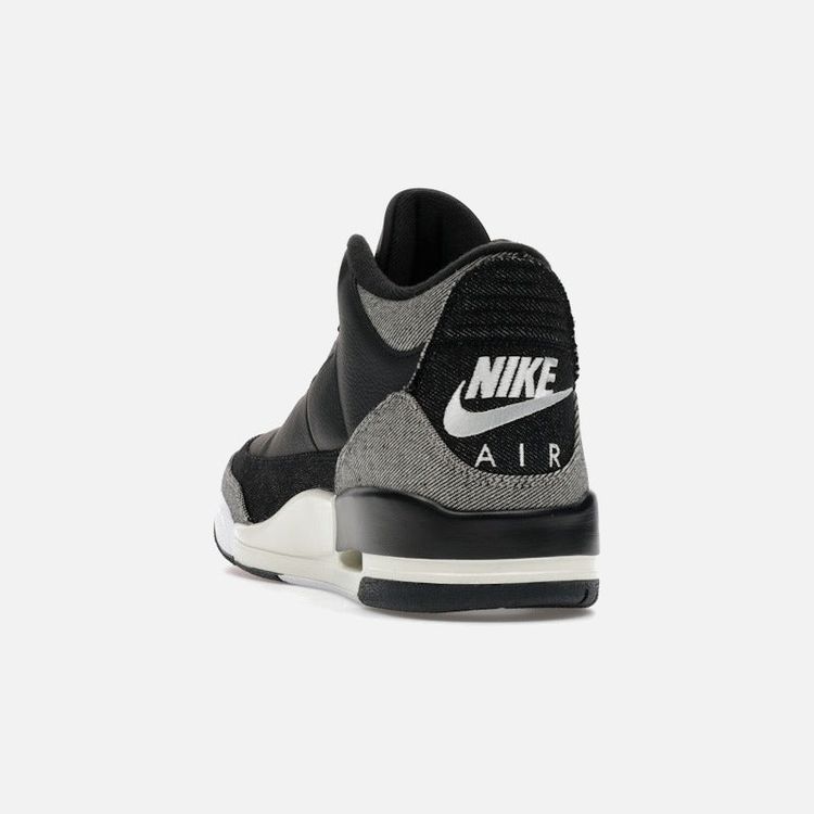 Air Jordan 3 Retro SP x Levi’s “Black Denim” image 4