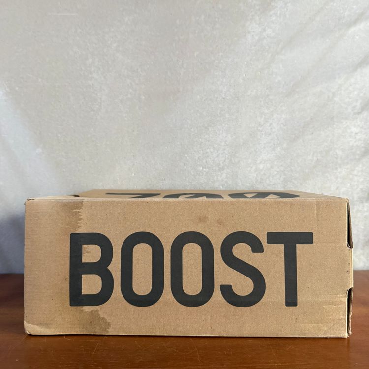 Yeezy 700 Boost | Static | EF2829 | UK 5.5 / US 6 obraz 4