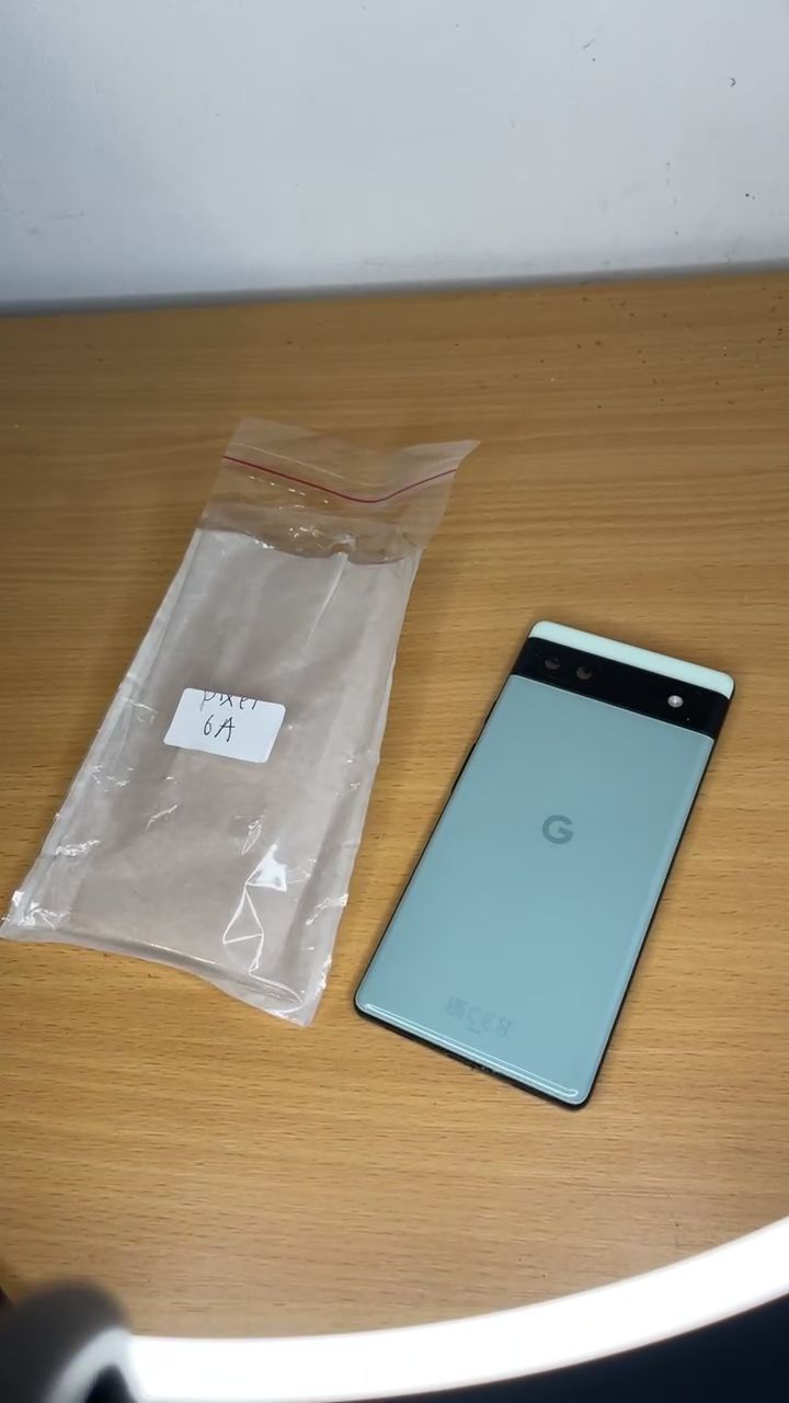 Google Pixel 6a housing got phone  image 1