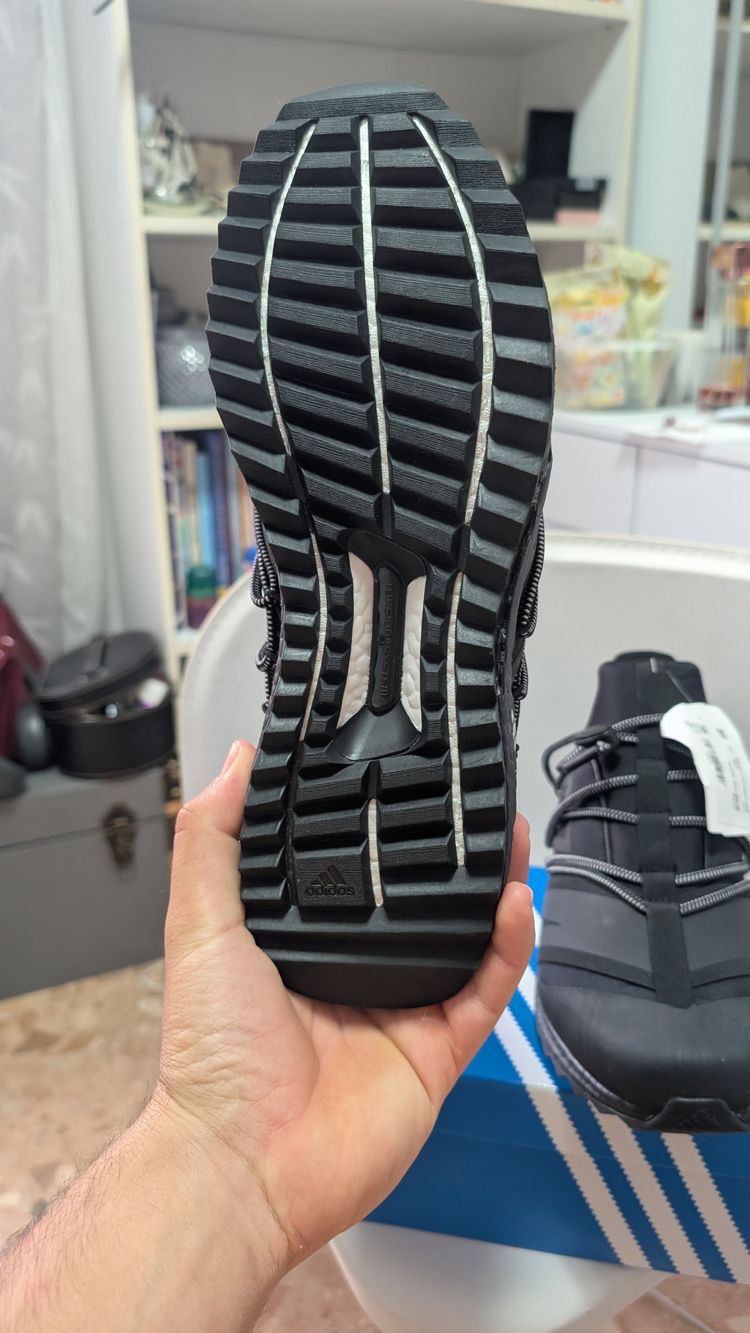 Adidas Black Ultra Boost Moonboot Talla 44 2/3  imagen 4