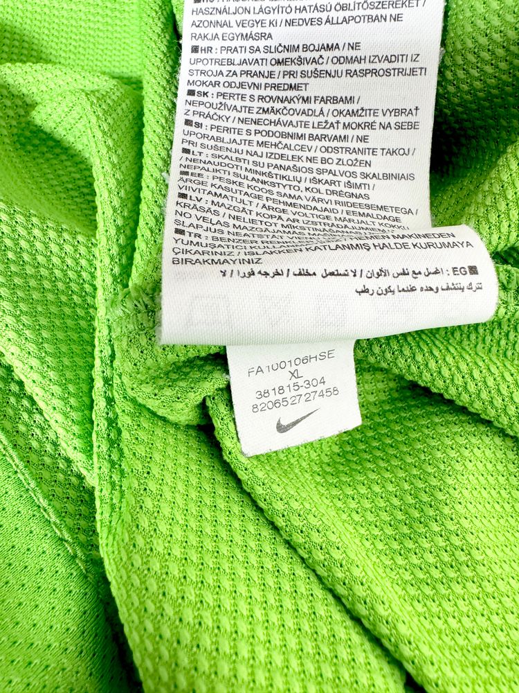 2010-11 Celtic Away - Size XL image 2