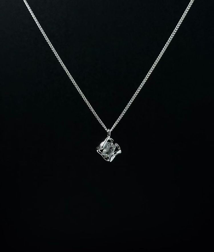 Silver Pendant Necklace