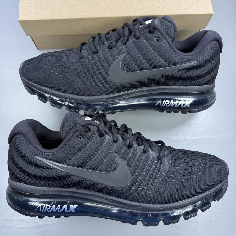 Immagine di Nike Air Max 2017 Size UK 12 Triple Black Running Men's Trainers 849559-004 2