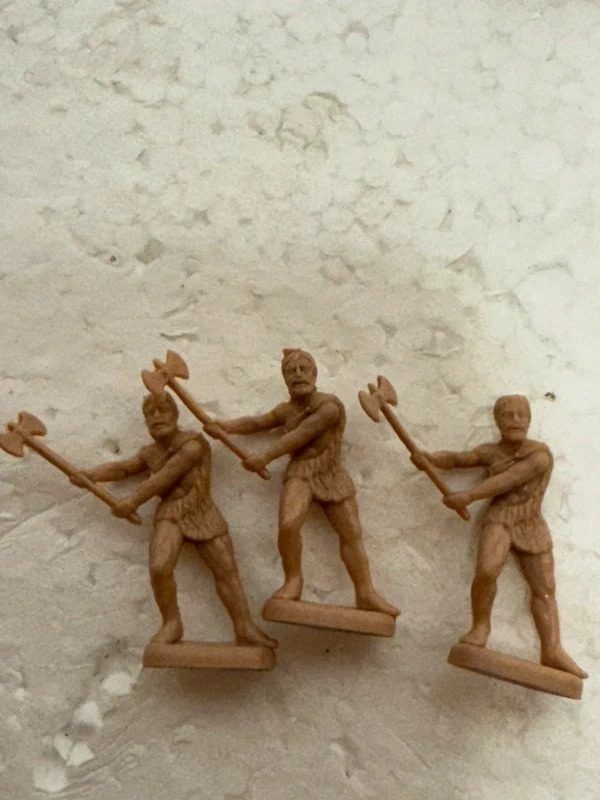 Brown Plastic Toy Archers And Warriors Figurines image 2