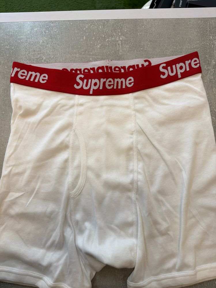 Supreme man Boxer white