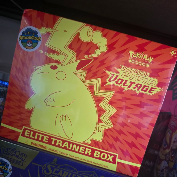 ☁️Cloud's Sealed ETB On Screen☁️
