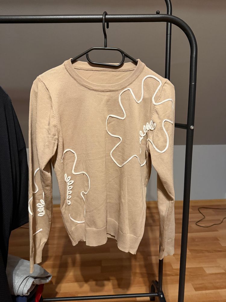 Other Beige Sweater With White Floral Embroidery product image