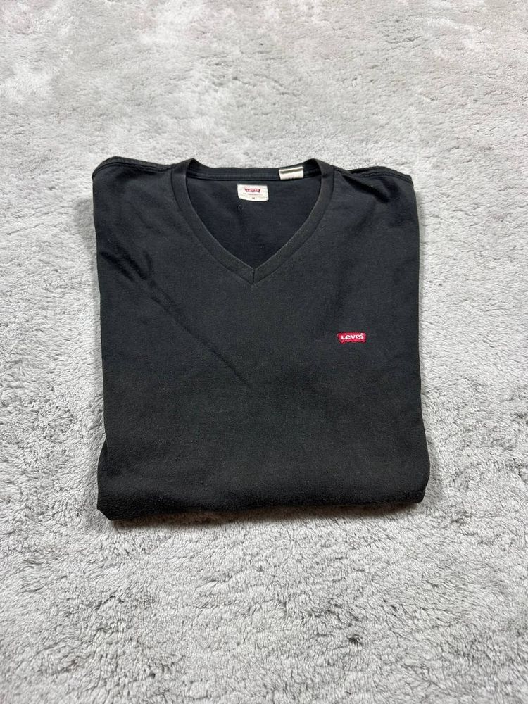 Levi'S Black V-Neck Sweater
