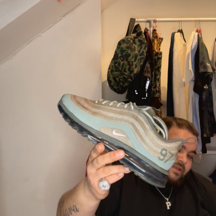 Nike nike air 97 in a 7.5 pre loved mint condition  product image