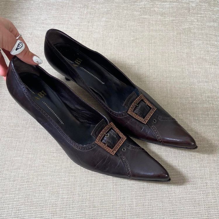 Buckle brown pointed-toe heels with buckle detail product image