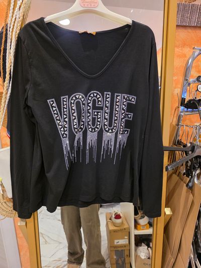 Camiseta negra de mujer