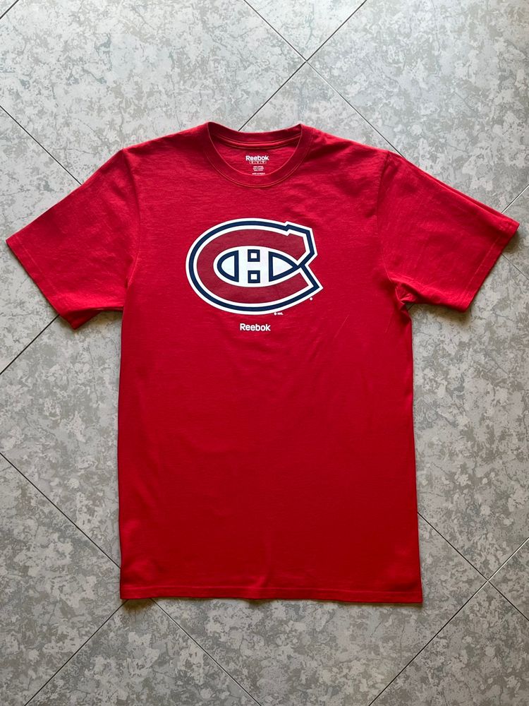 Reebok Reebok Red T-Shirt With Nhl Logo product image