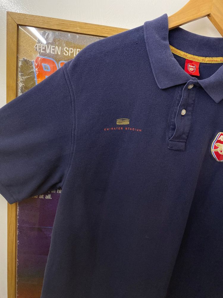 2000s Arsenal FC Emirates Stadium Merch Polo Shirt obraz 4