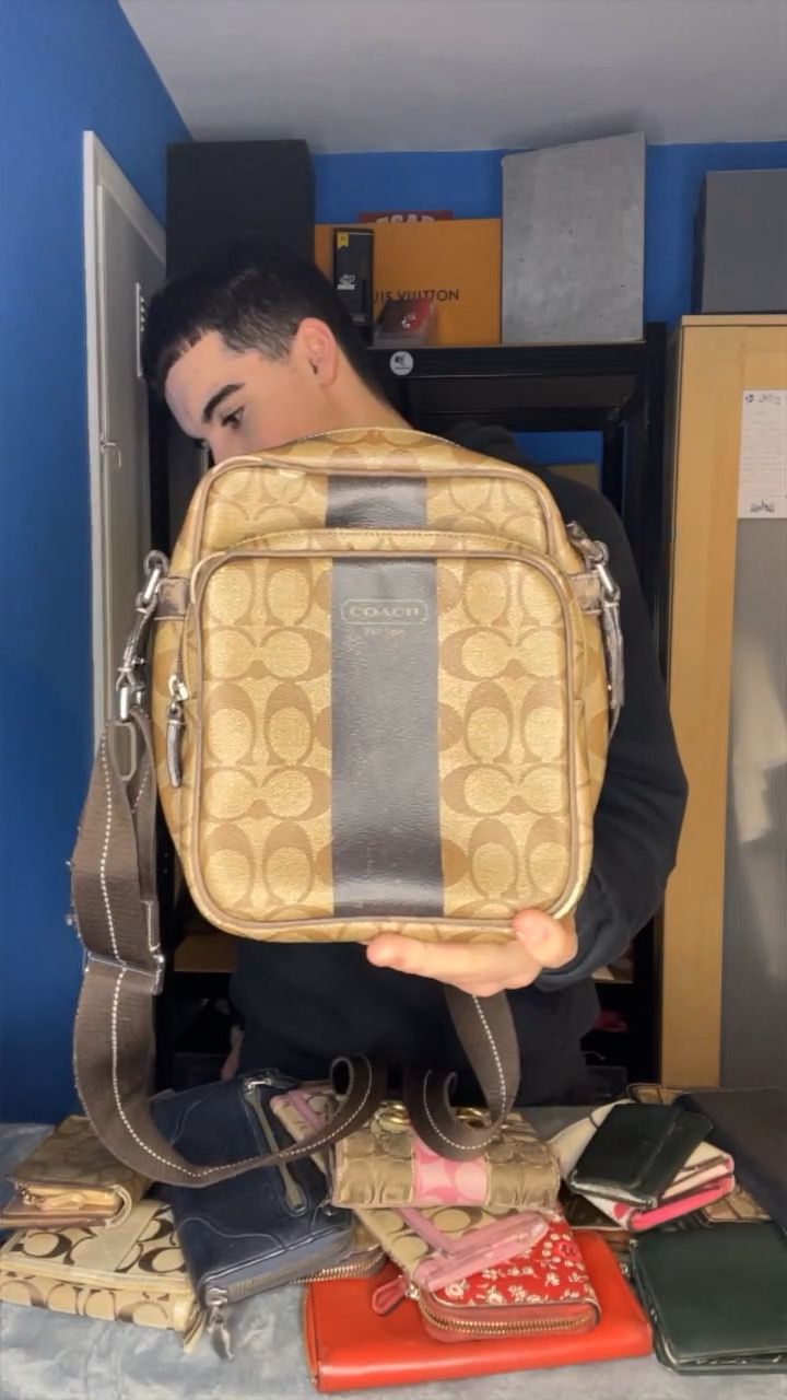 COACH MANBAG UNISEX RRP OVER £500