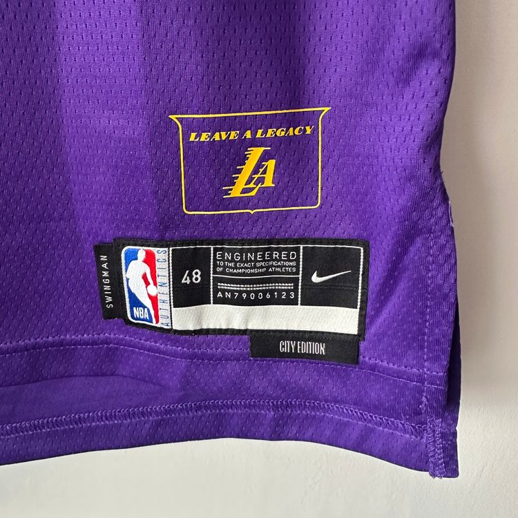 Los Angeles Lakers Lebron James Nike jersey - Large 5
