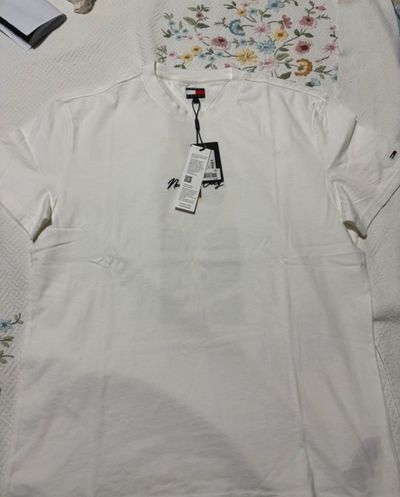 Tommy Jeans White Graphic T-Shirt