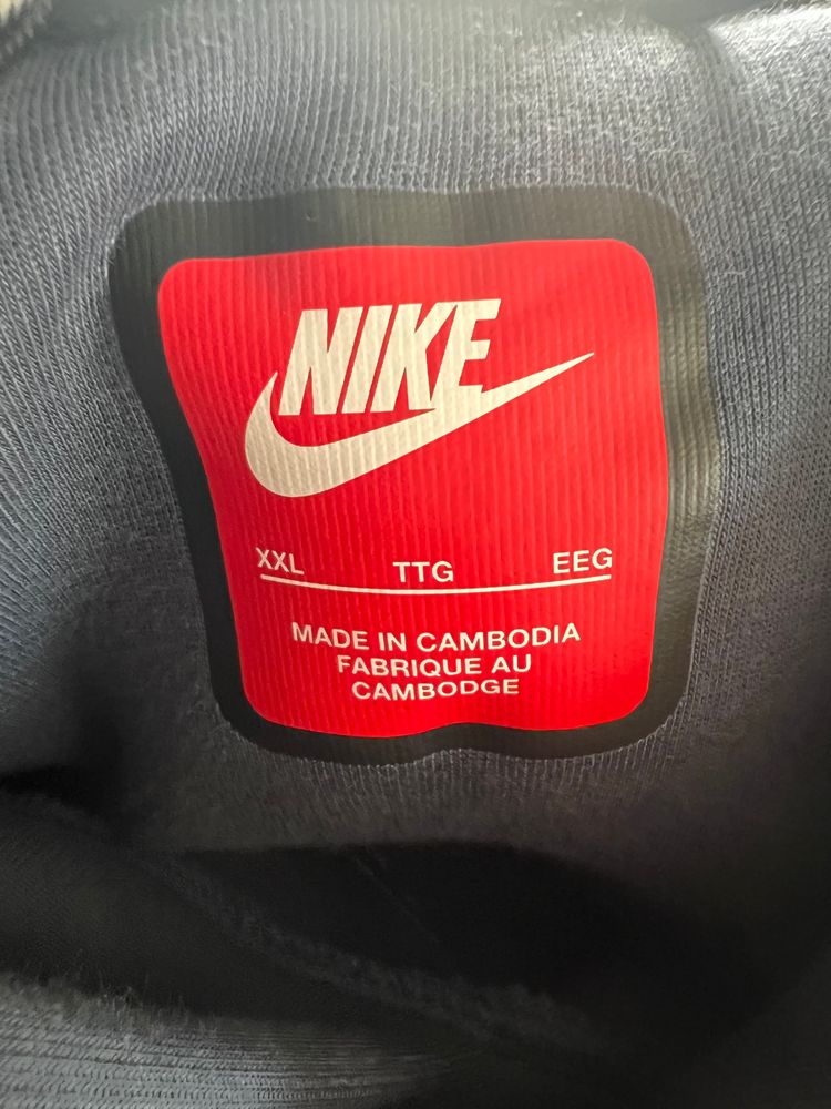 Nike Oversized Fit Hoodie 7