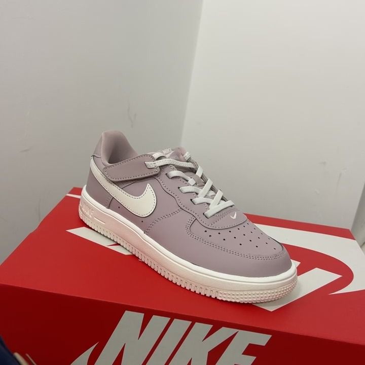 On Running Force 1 low easy on (ps) uk 2.5 | eur 35 brand new full box product image