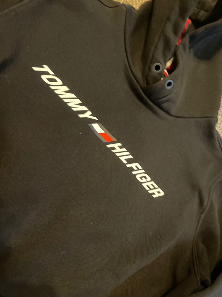 Tommy Hilfiger Black Hoodie image 2