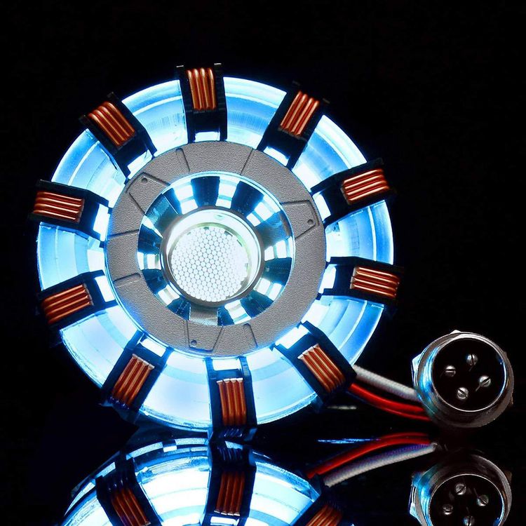 Tony Stark MK2 Arc Reactor with Touch Activated Display DAMAGED CASE 6