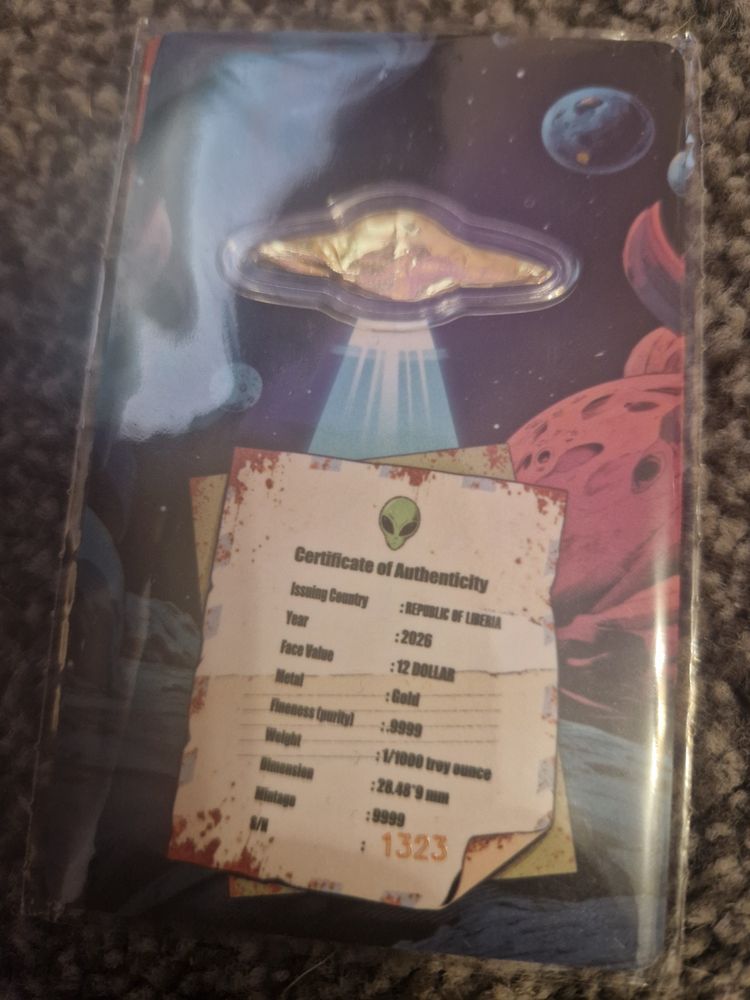 Ufo Themed Collectible 24k gold 1/1000th ounce imagen 2