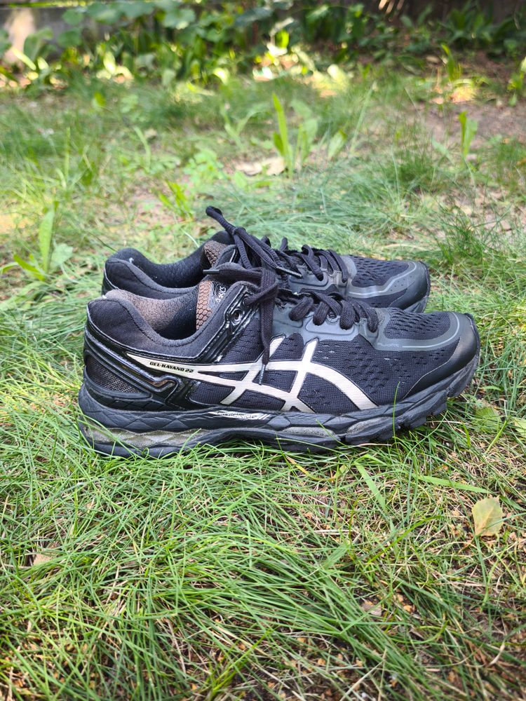 Asics Black Running Shoes image 3