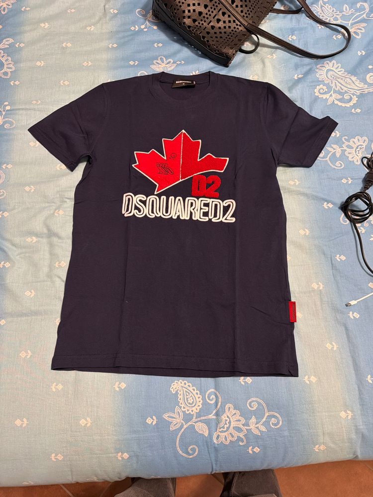 Dsquared2 Navy Blue T-Shirt With Red Maple Leaf Logo