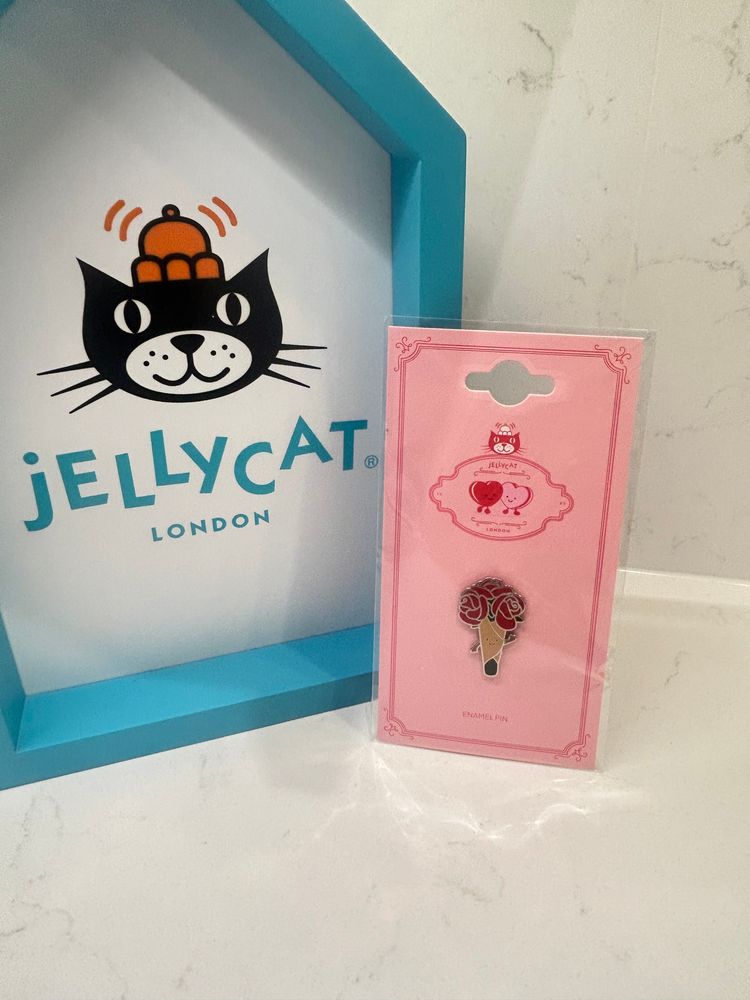 Jellycat Roses Pin Badge Purrks 