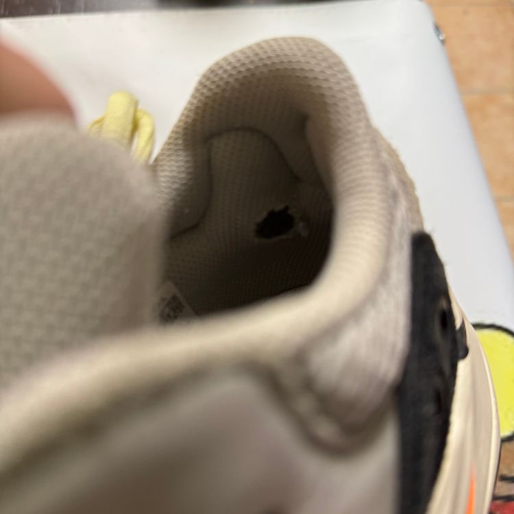 Adidas Yeezy Boost 700 Wave Runner 42 5