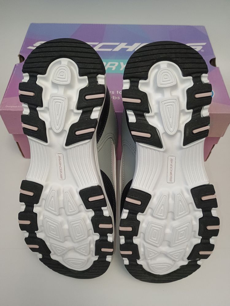 Skechers  D Lite Cousin  image 6