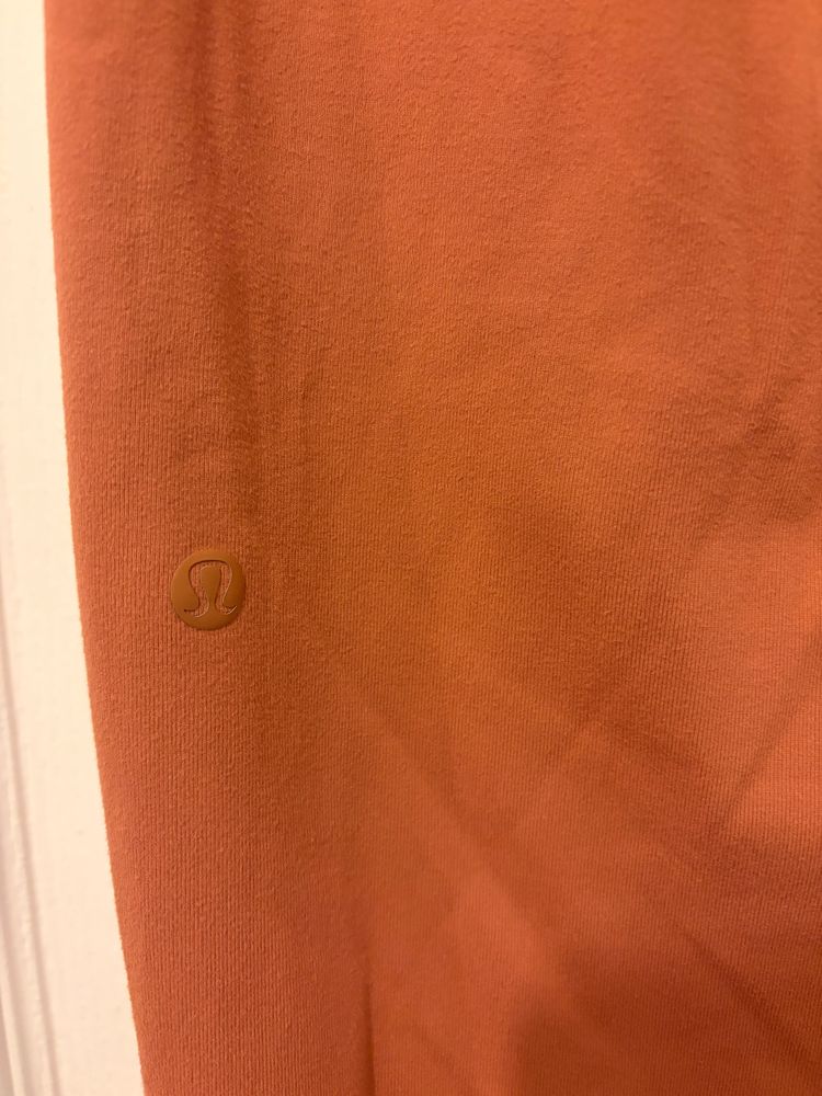 Immagine di Rust Orange Jogger leggings Lululemon UK 16 8
