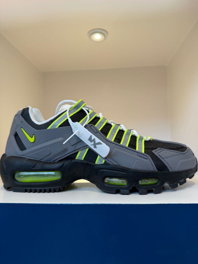 Nike - Air Max 95 NDSTRKT 'Neon'