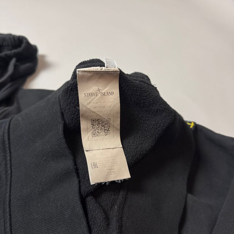 Immagine di Stone Island Black Cotton Hoodie - Medium 4