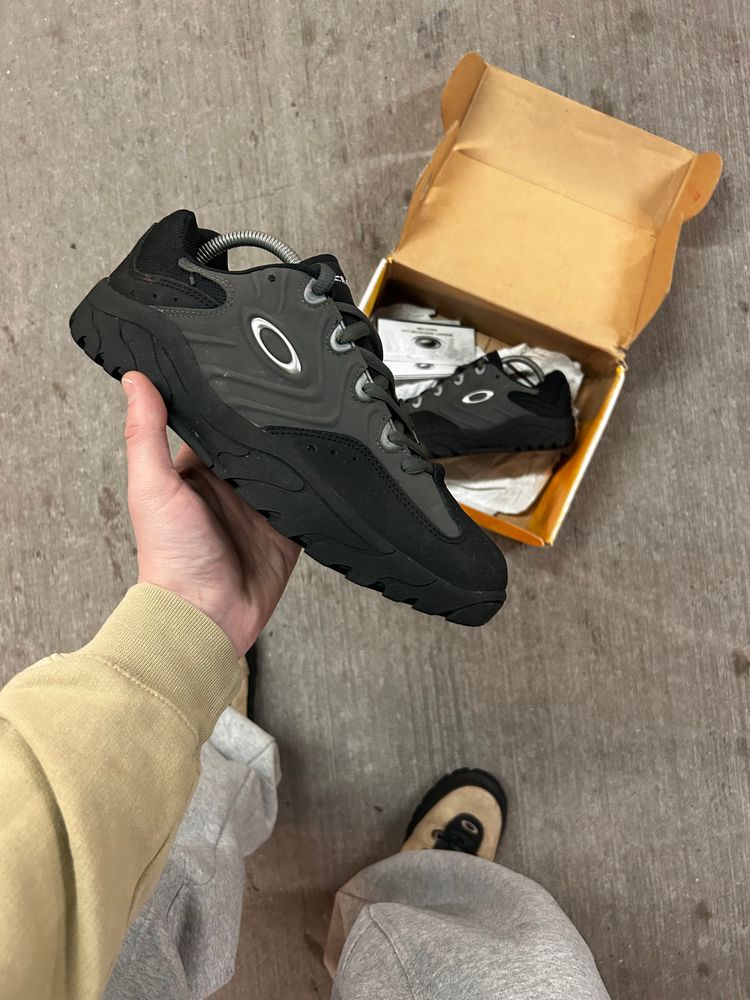 Other Oakley radar lock mtb shoe product image