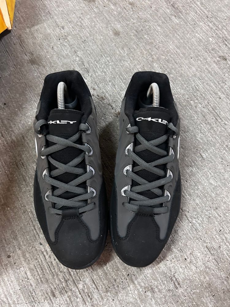 Oakley radar lock mtb shoe 6