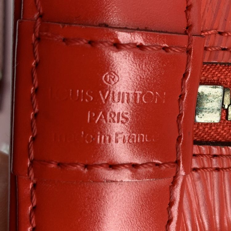 Immagine di Louis Vuitton Leather Crossbody Bag Alma BB 3