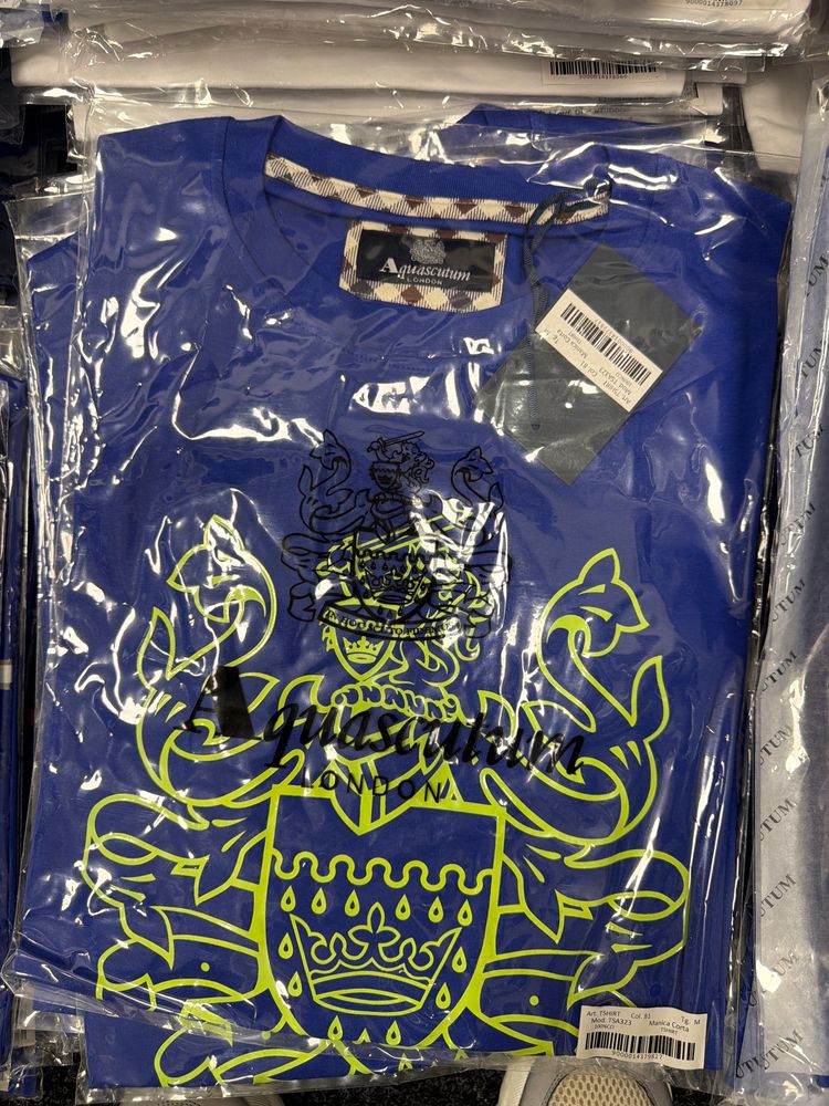 Blue Aquascutum Blue Graphic T-Shirtte tsa323
