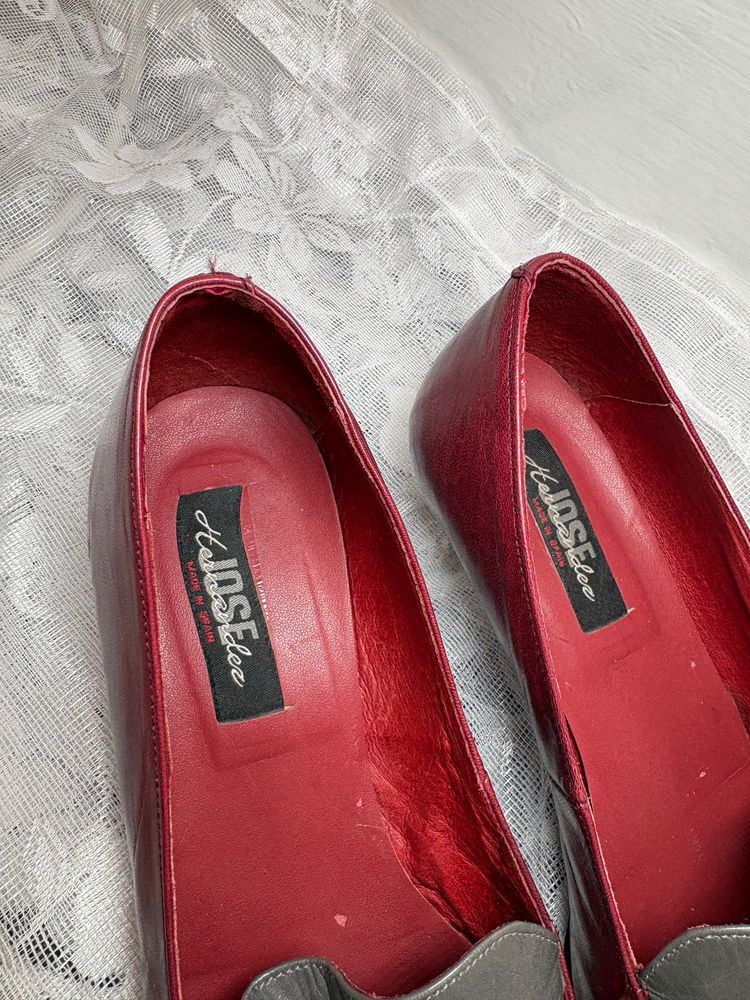 Vintage 80s/90s Leather Pointy Toe kitten Heels 4