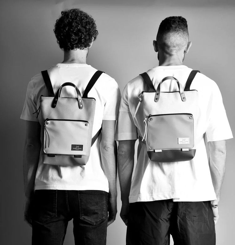 Mochila Book Holder Mini Impermeable DZ Rattan imagen 3