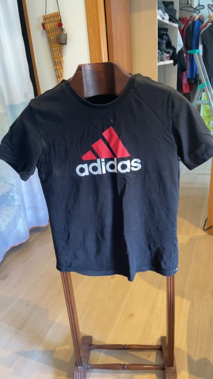 Adidas T-Shirt obraz 1