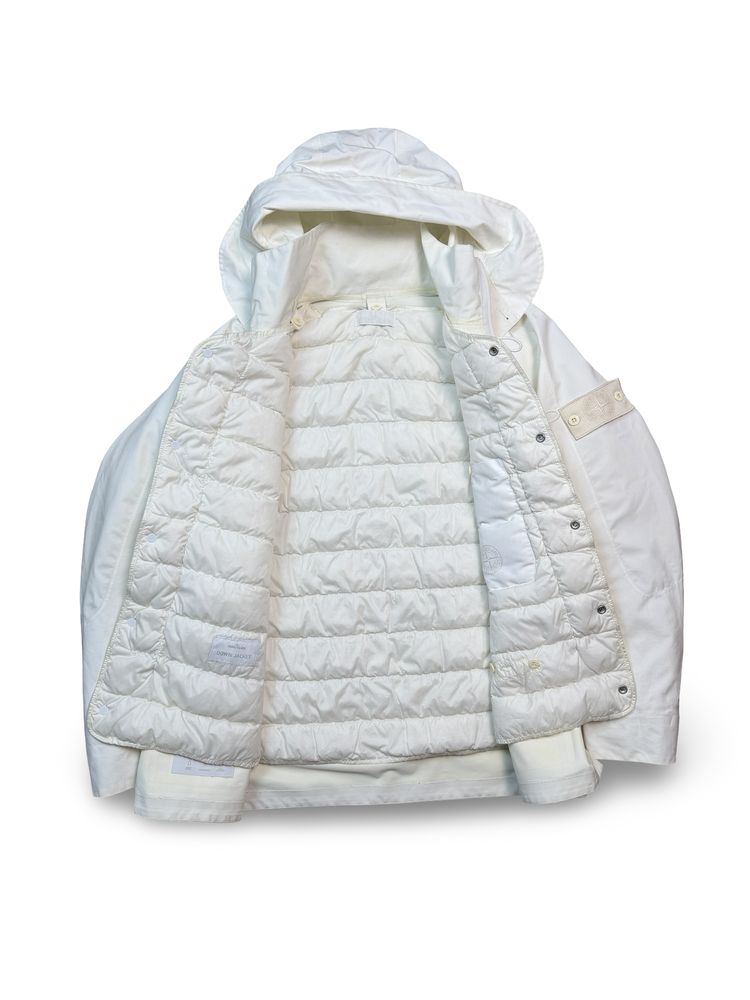 Stone Island Tank Shield Ghost Piece Featuring Multi Layer Fusion Technology image 13