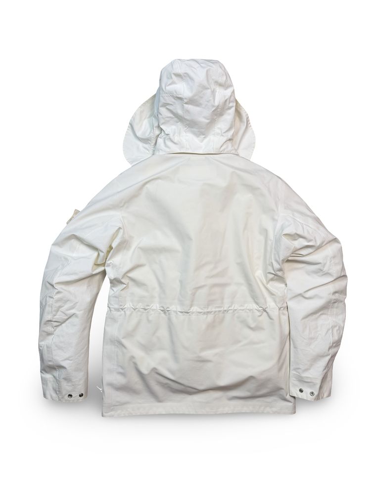 Stone Island Tank Shield Ghost Piece Featuring Multi Layer Fusion Technology image 4