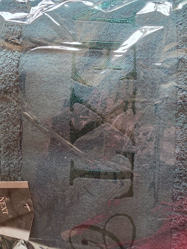 Immagine di Pack of 3 Green Colour Next Xl Bath Sheet Price Marked £49 2