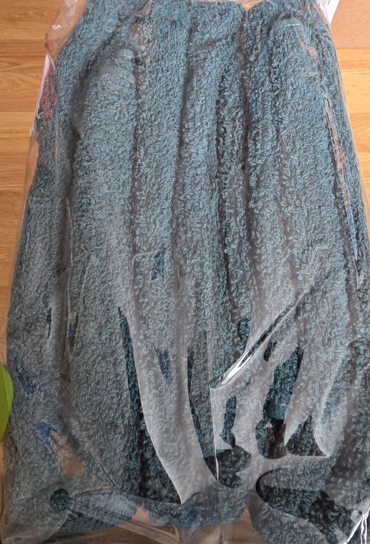 Immagine di Pack of 3 Green Colour Next Xl Bath Sheet Price Marked £49 3