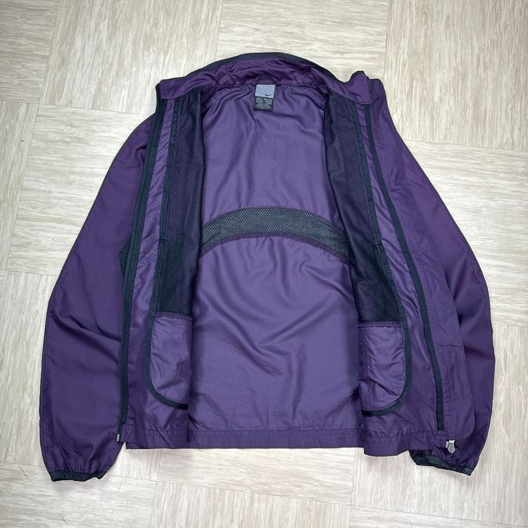 Immagine di Nike 2000's technical butterfly hidden pocket track jacket (S) 6