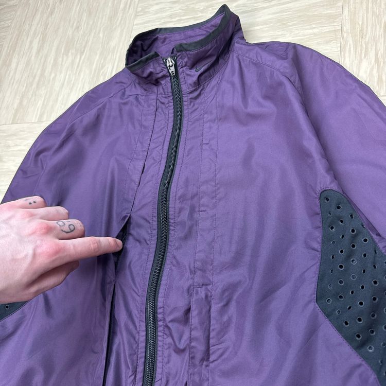 Immagine di Nike 2000's technical butterfly hidden pocket track jacket (S) 8