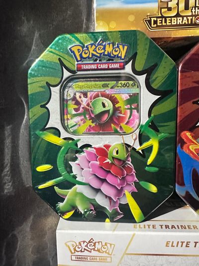 Ascended heroes is exclusive tin