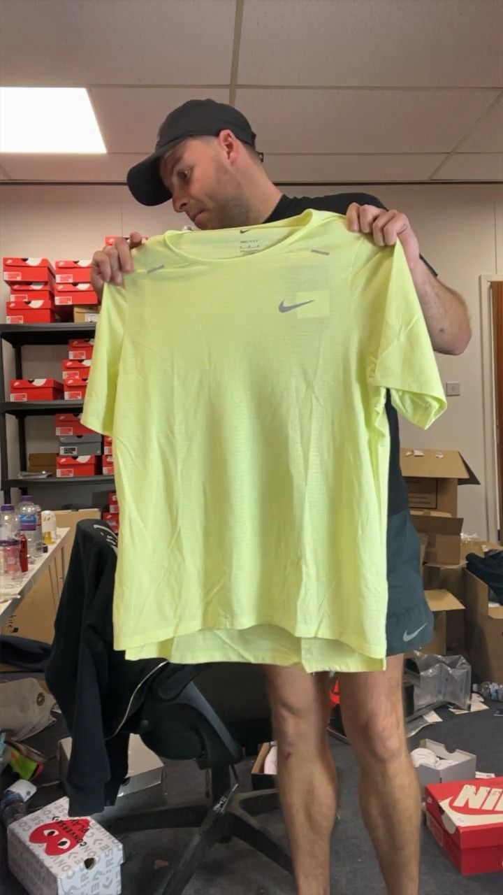 Nike NIKE DRI FIT  T SHIRT MEDIUM NEW  product image