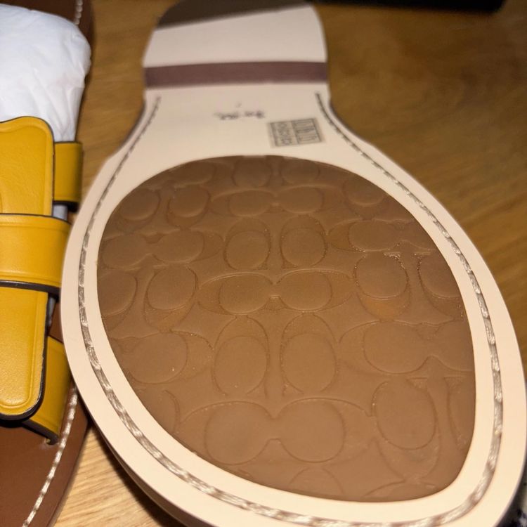 Coach Issa Yellow Gold Leather Slides Sandal Shoes Women's UK 6 BNIB £195 obraz 8